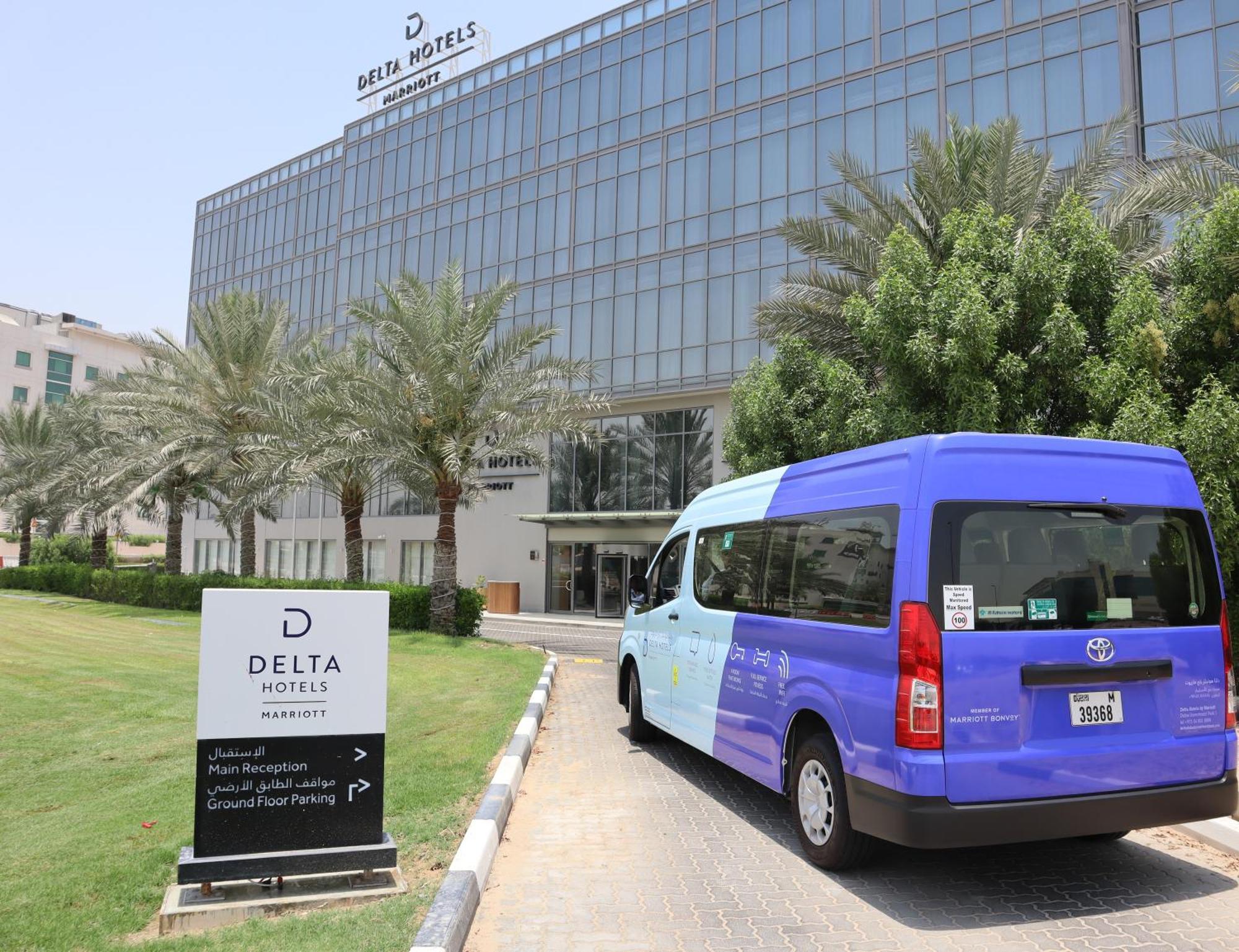 Delta Hotels By Marriott Dubai Investment Park Exteriör bild